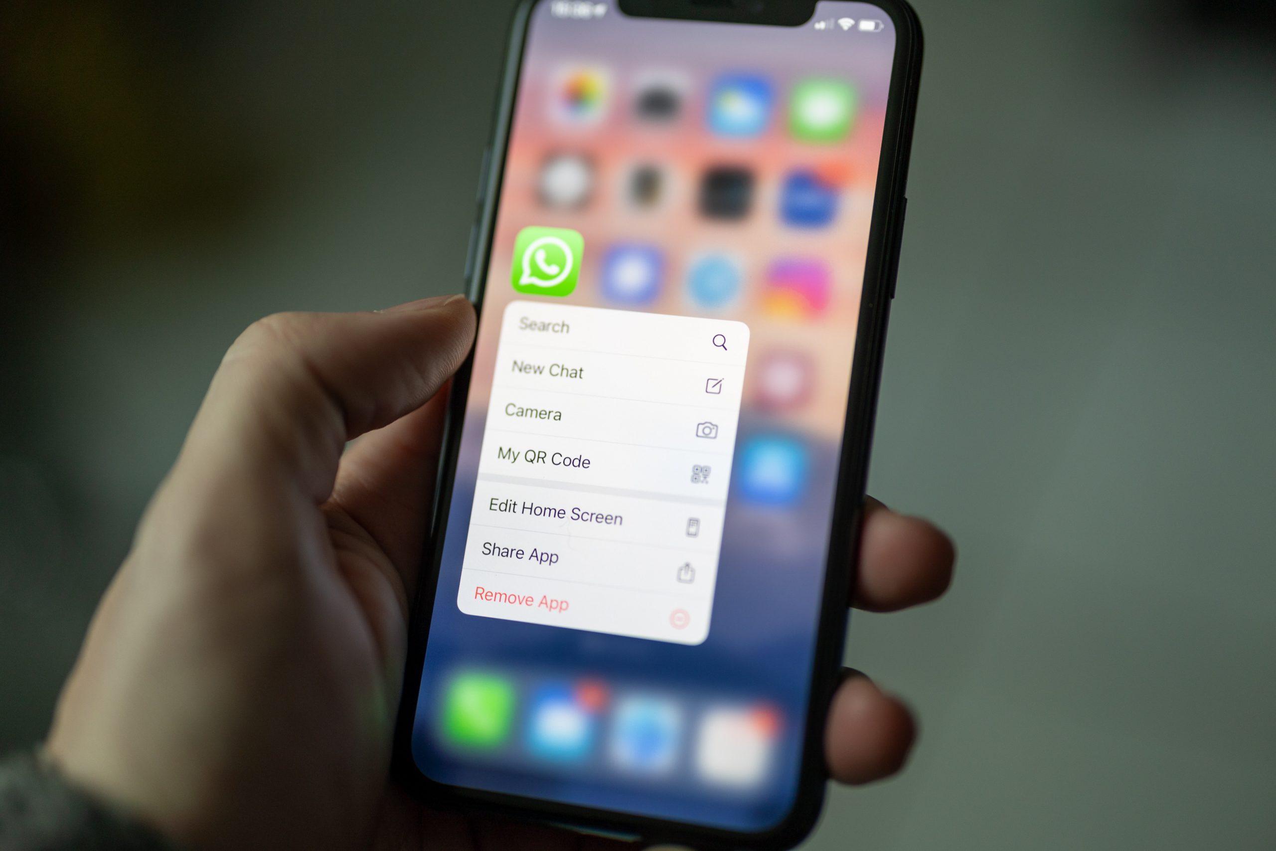 Keluar Grup WhatsApp Tanpa Ketahuan