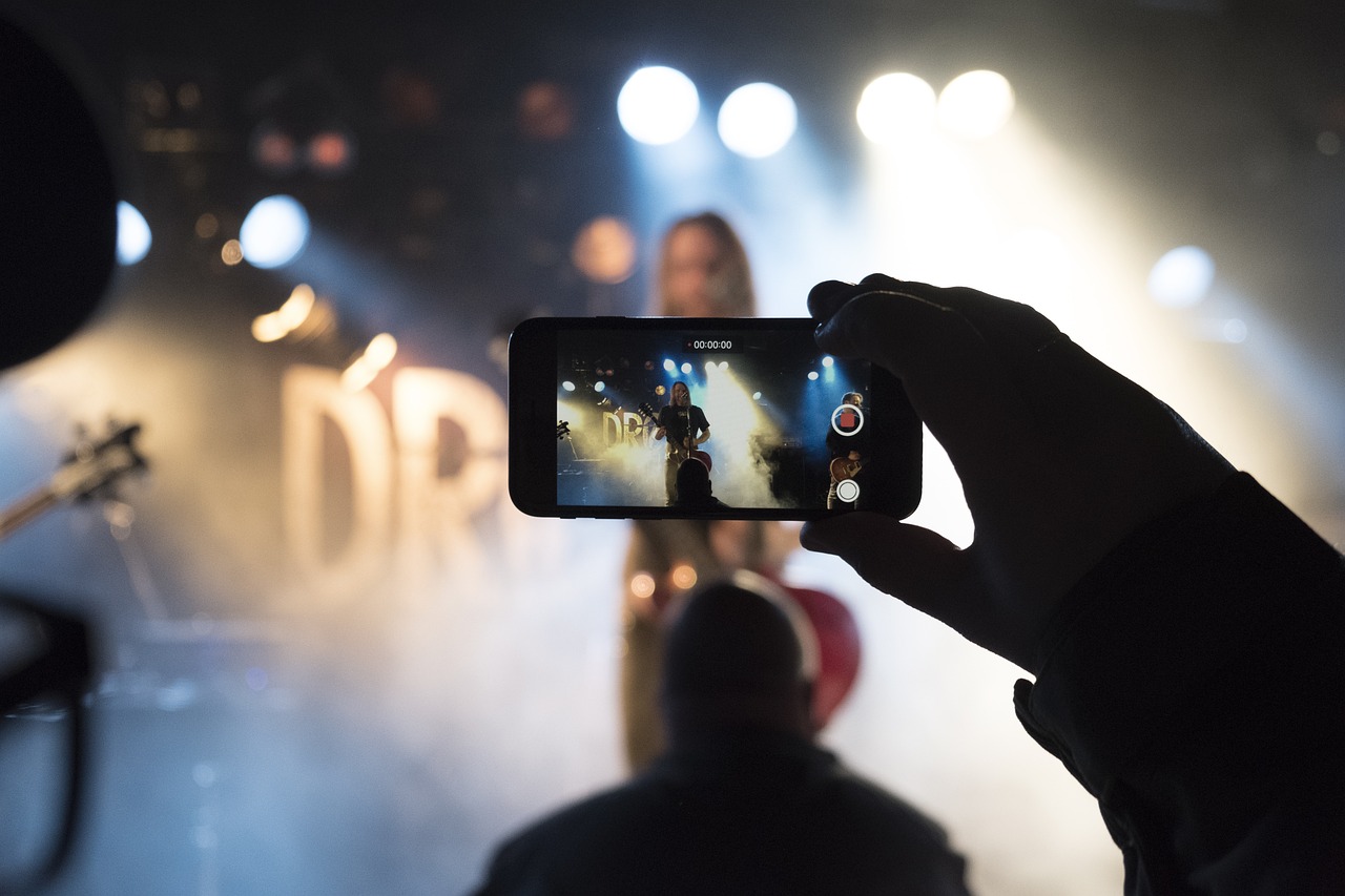 Berapa maksimal durasi live streaming youtube
